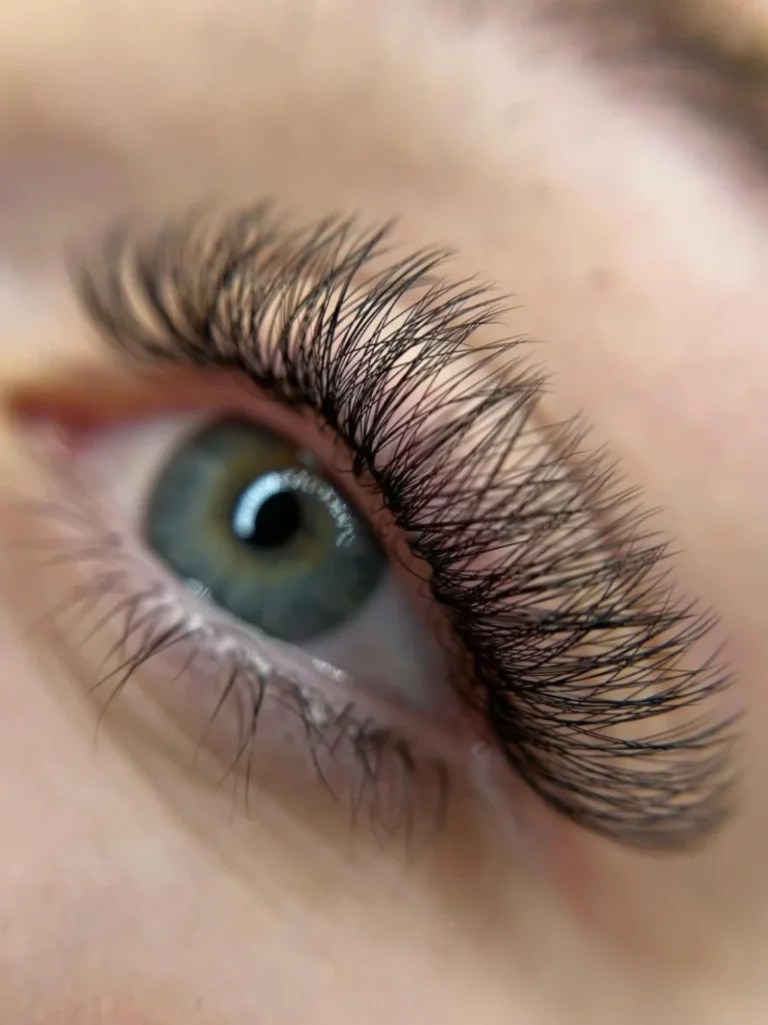 Wimpernverlängerung Neuanlage - Classic