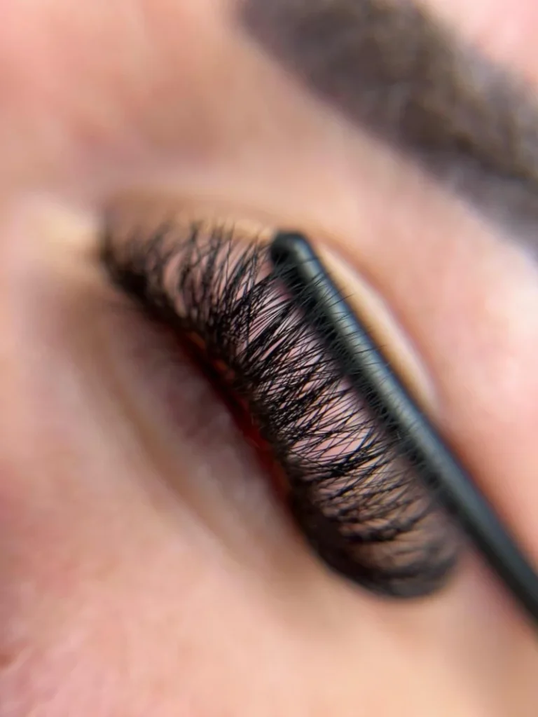 Wimpernverlängerung Neuanlage - Classic